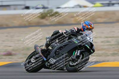 media/Jan-14-2023-SoCal Trackdays (Sat) [[497694156f]]/Turn 4 Set 2 (1030am)/